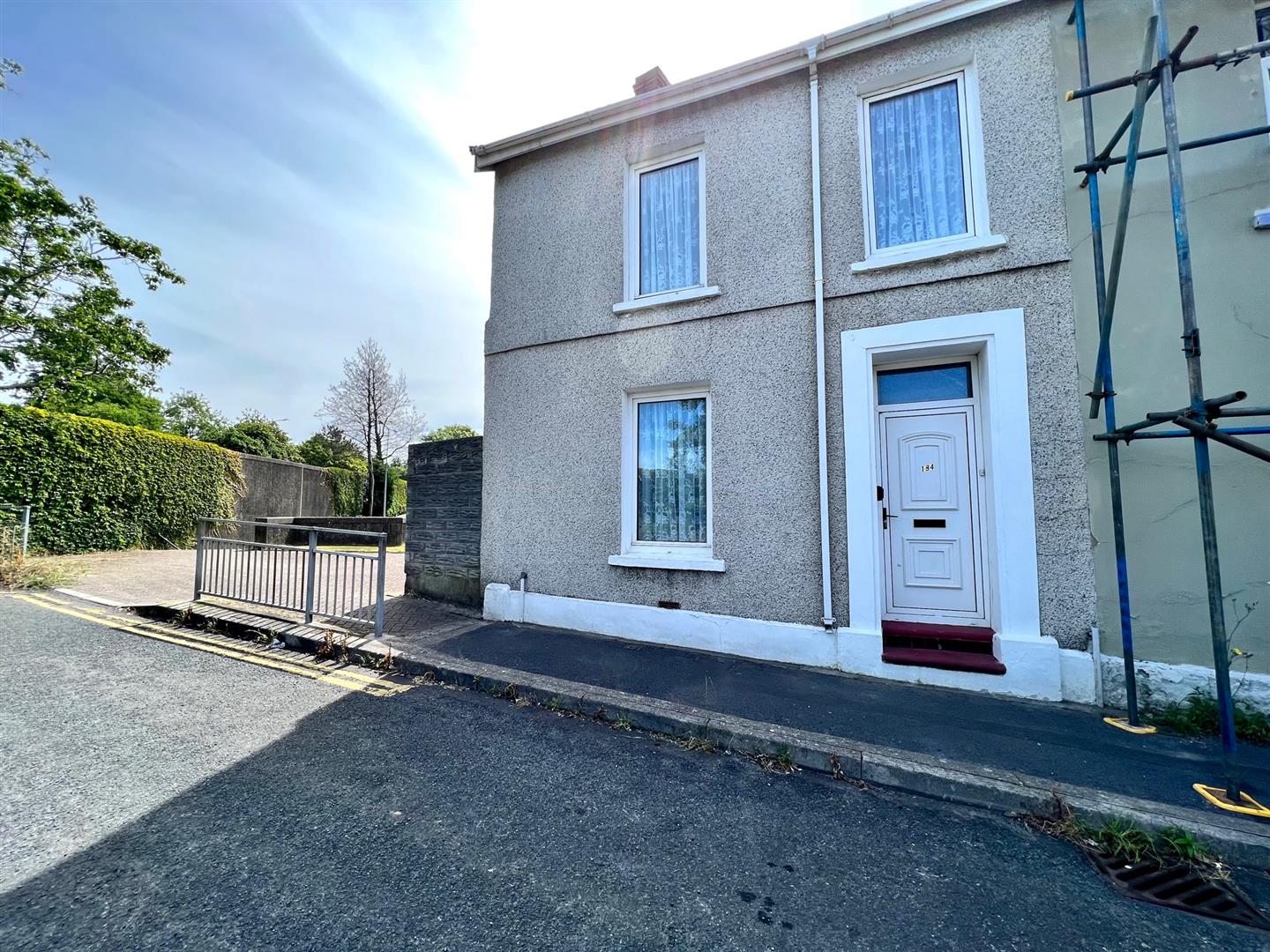 Swansea Road, Llanelli, £110,000 Dawsons Property